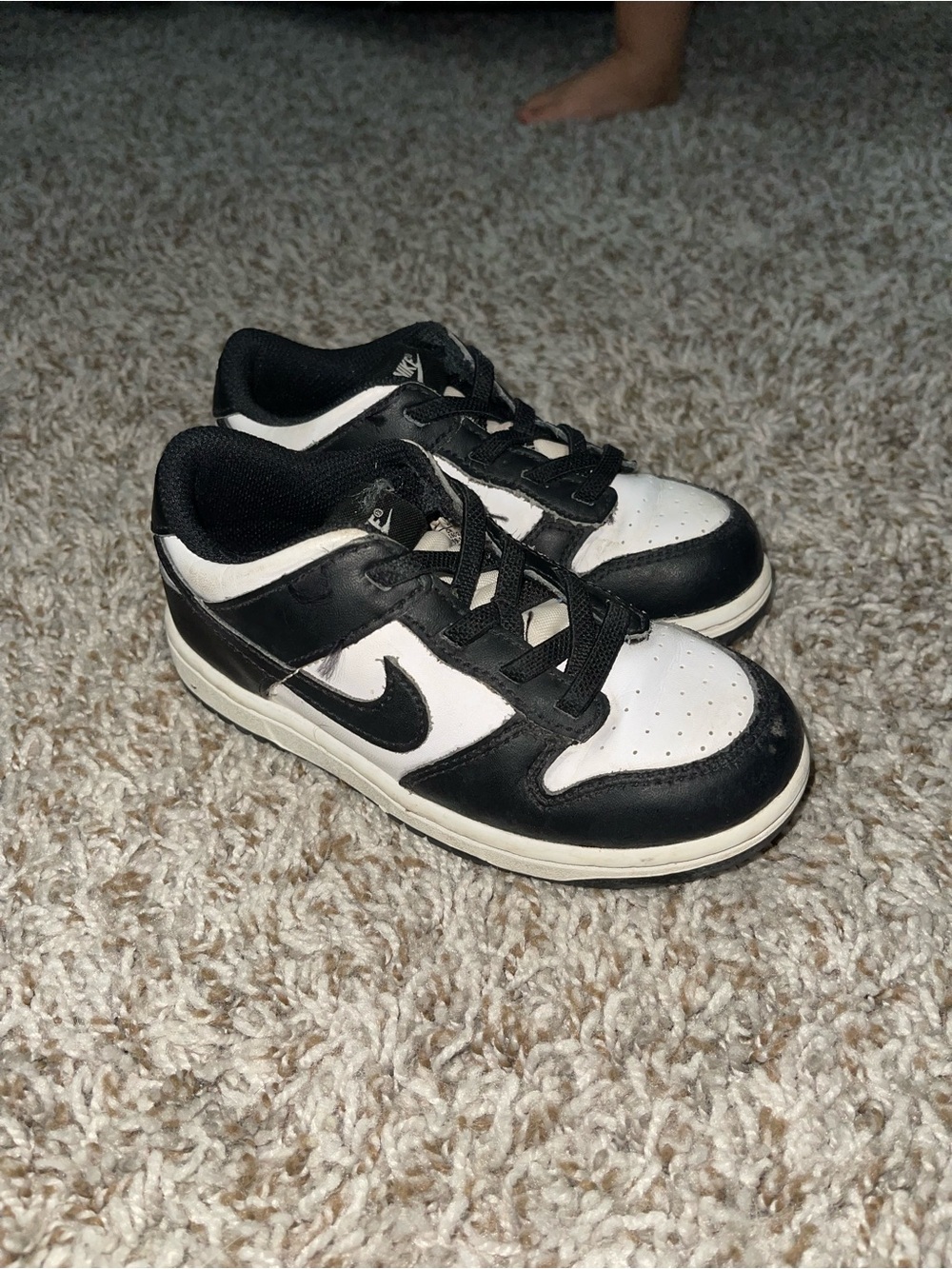 Nike Kids Black and White Low-Top Sneakers